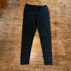 Lysse black textured shapewear high rise L workout leggings